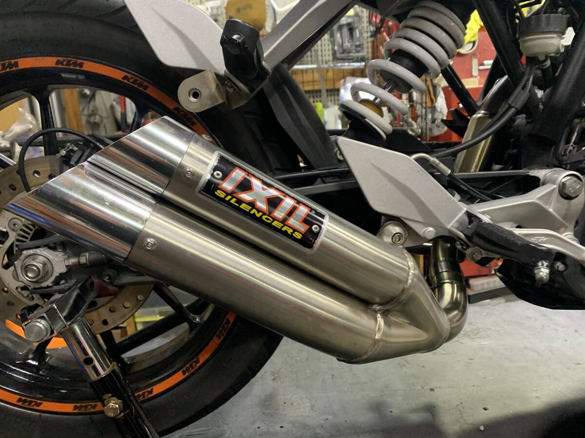 KTM125/200DUKE用マフラー中古品_画像3