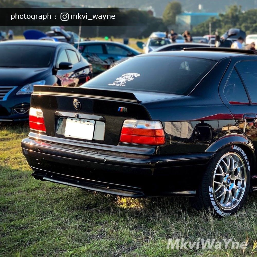 BMW E36 3シリーズ セダン リア トランクスポイラーウィング 未塗装品 LRS L Type _画像3