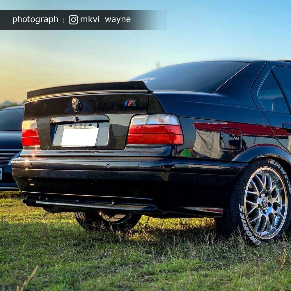 BMW E36 3シリーズ セダン リア トランクスポイラーウィング 未塗装品 LRS L Type _画像5