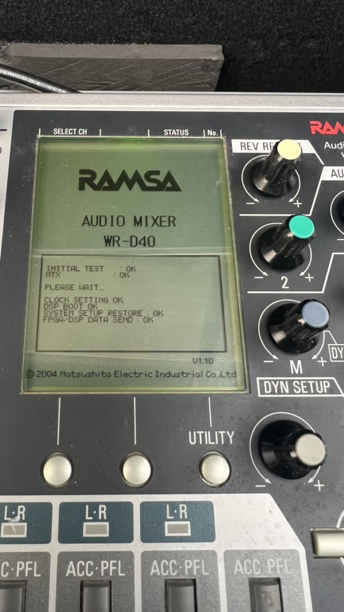 Panasonic パナソニック RAMSA デジタルミキサー WR-D40 50/60Hzケース付き中古動作品_画像3