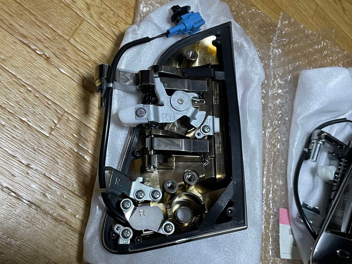 新品 日産純正 Z34 後期 アウトサイドドアハンドル|Yahoo 新品 日産純正 Z34 後期 アウトサイドドアハンドル|Yahoo