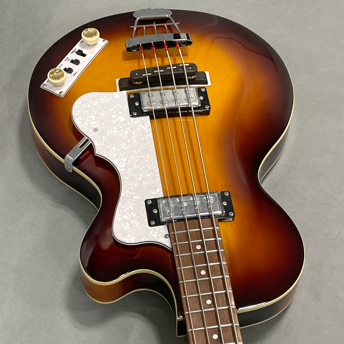 HOFNER Ignition Club Bass SB Sunburst Premium Edition ヘフナーエレキベース_画像4