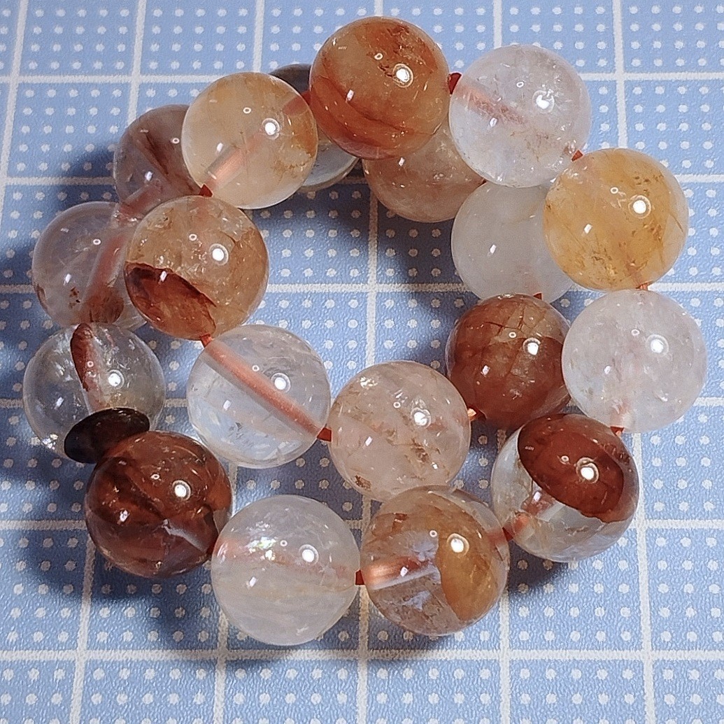ヒマラヤ レッドマニカラン水晶 ブレスレット マニカラン ヒマラヤ レッドマニカラン水晶 ブレスレット マニカラン