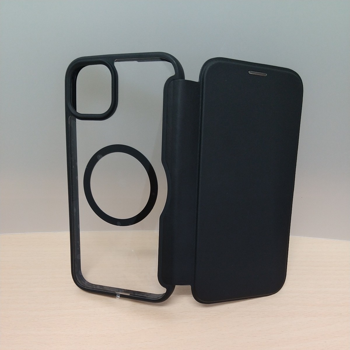 y020910fm SkinX Pro Series iPhone 15 Plus ケース 手帳型 MagSafe 対応 カード収納ワイヤレス充電 対応 マグネット式 ブラック_画像6