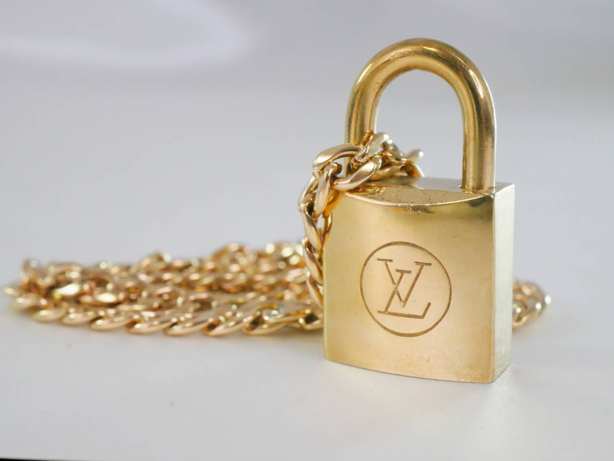 [ бесплатная доставка ]Louis Vuitton Louis Vuitton Gold pado блокировка колье Gold плоский колье есть 