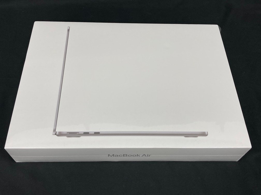 Apple MacBook Air M2チップ搭載13インチ A2681　未開封【CBAF2031】_画像1