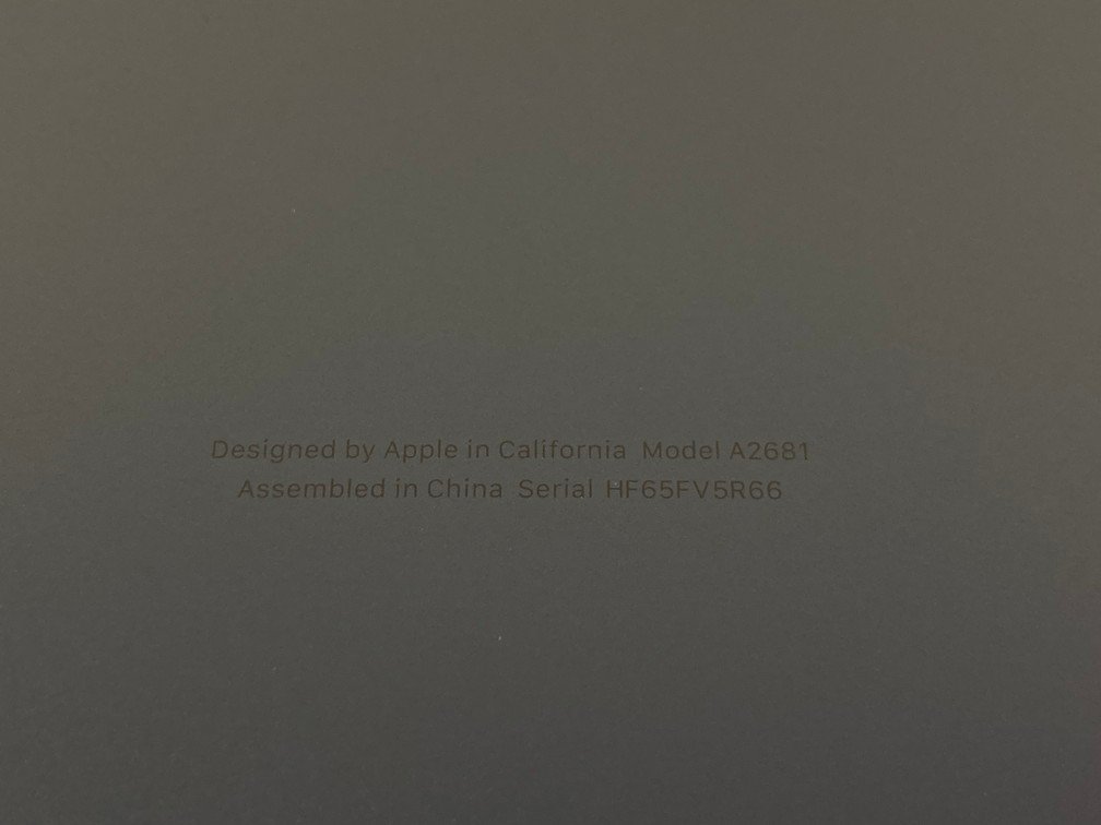 Apple MacBook Air M2チップ搭載13インチ A2681　通電OK 箱・取扱説明書・充電用備品付属 初期化済み【CBAI1007】_画像6