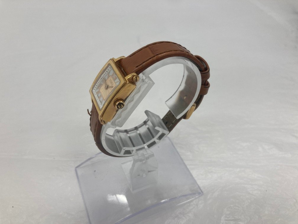 FENDI フェンディ 腕時計 クアドロミニ GP/革 023-60500L-506 箱付き 不動品【CBAT8023】_画像3