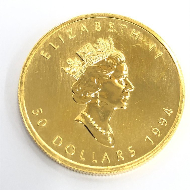 K24　金貨幣　カナダ　メイプルリーフ金貨　50ドル　重量31.1g【CBAB6008】_画像3
