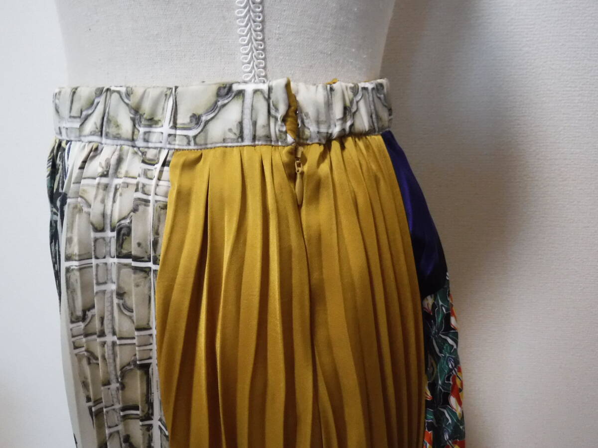 UN3D. Anne s Lead pleated skirt size 38