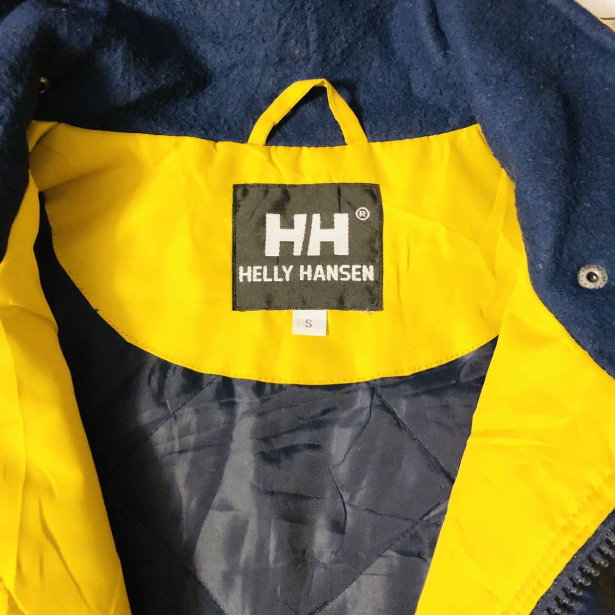 ヘリーハンセン　Helly Hansen S 企業ロゴ刺繍　ナイロン　中綿　マウンテンジャケット　イエロー_画像5