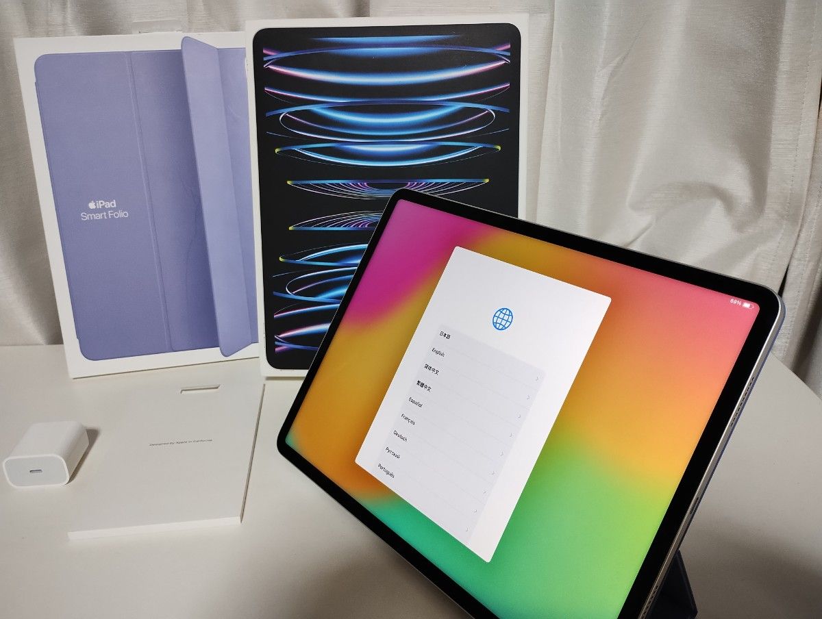 iPad Pro 12 9インチ 第6世代 128GB シルバー +smart folio iPad Pro 12 9インチ 第6世代 128GB シルバー +smart folio
