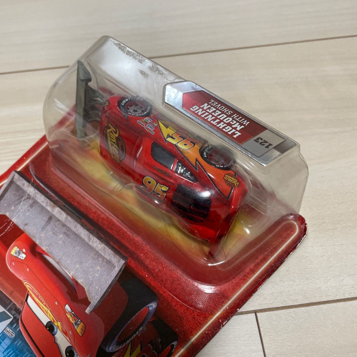 マテル カーズ ライトニング マックィーン シャベル Lightning McQueen with Shovel キャラクターカー ミニカー MATTEL CARS_画像6