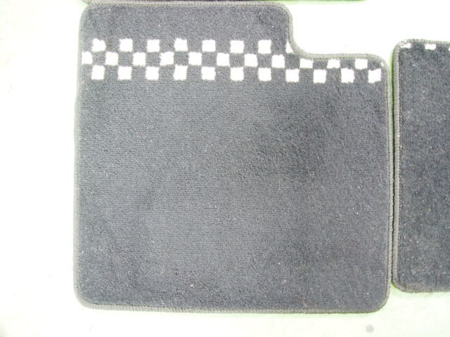  original * Fiat 500* floor mat * chin ke changer to*H22 year!