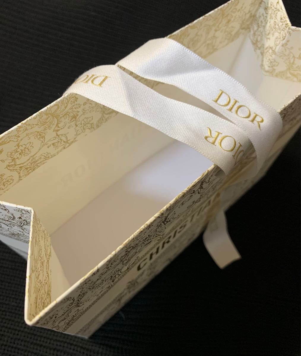 ディオール Dior 2023ホリデー クリスマス ショッパー ゴールド リボン
