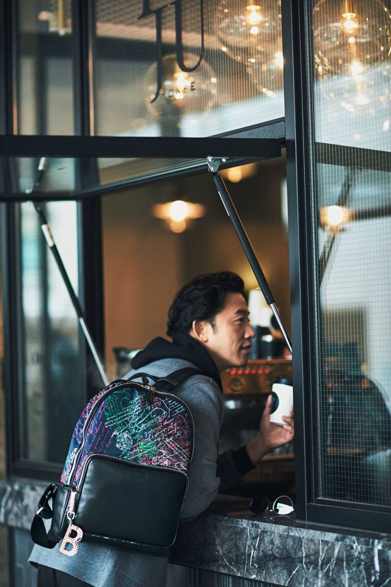 限定品 Berluti TIME OFF Multi Color BackPack ベルルッティ タイムオフ マルチカラー バックパック リュック 雑誌掲載品_画像2