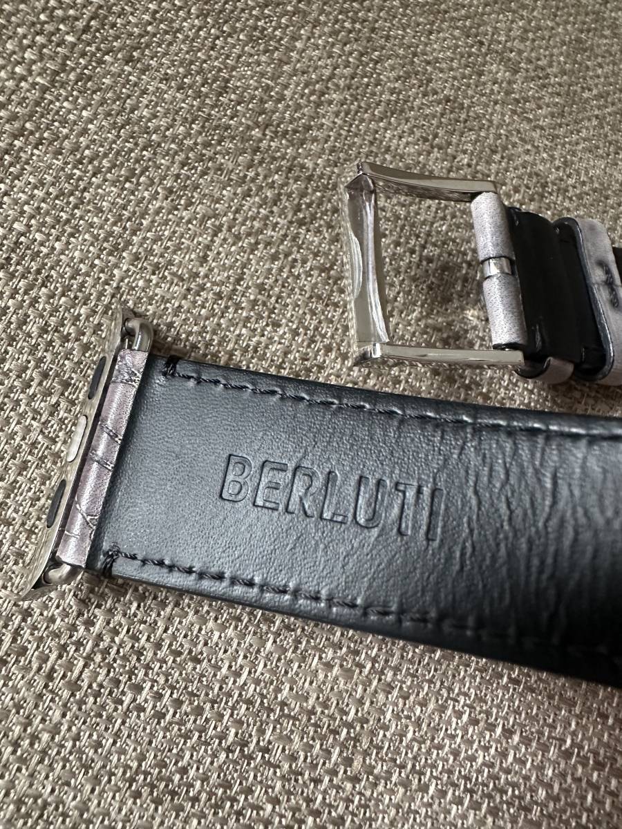 定価7 4万 Berluti APPLE WATCH BRACELET Scritto Leather 定価7 4万 Berluti APPLE WATCH BRACELET Scritto Leather