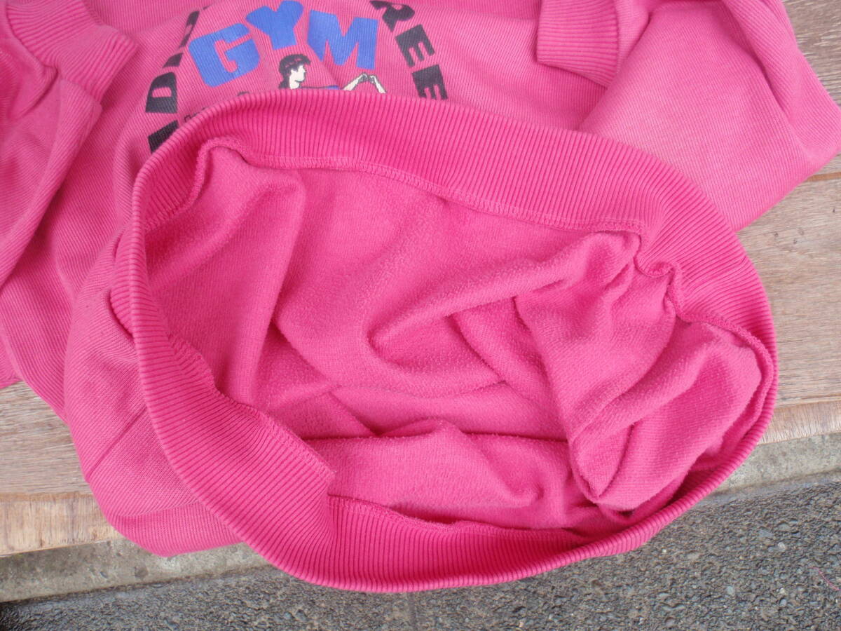 ビンテージ　香港製　アディダス　ピンク色のスウェットシャツ　トレフォイルマーク仕様　サイズL?_画像4