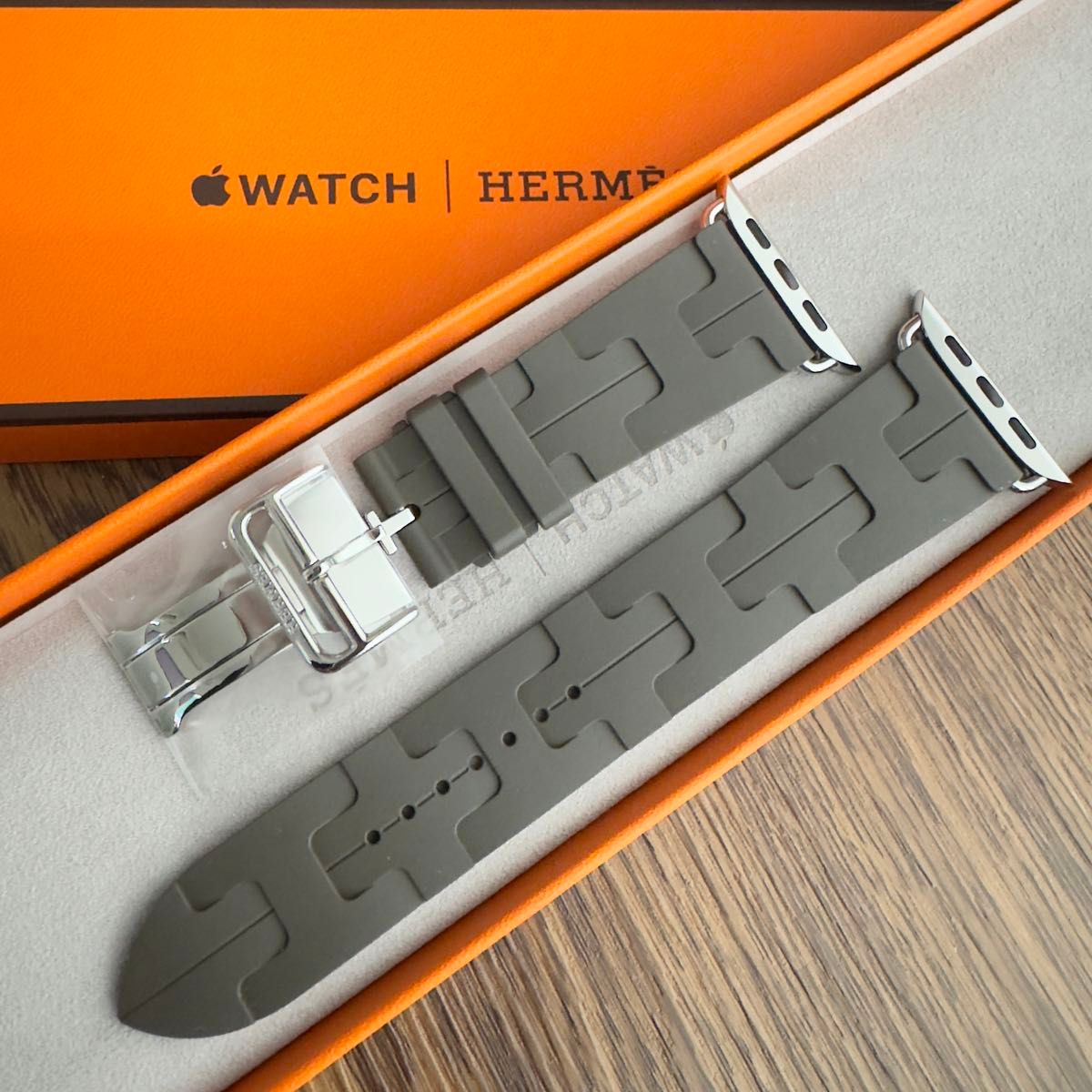 1591 Apple Watch HERMES キリム カーキ エルメス|Yahoo!フリマ 1591 Apple Watch HERMES キリム カーキ エルメス|Yahoo!フリマ