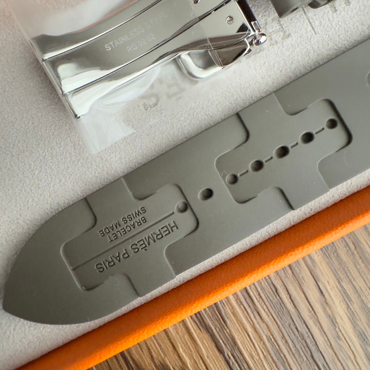1591 Apple Watch HERMES キリム カーキ エルメス|Yahoo!フリマ 1591 Apple Watch HERMES キリム カーキ エルメス|Yahoo!フリマ