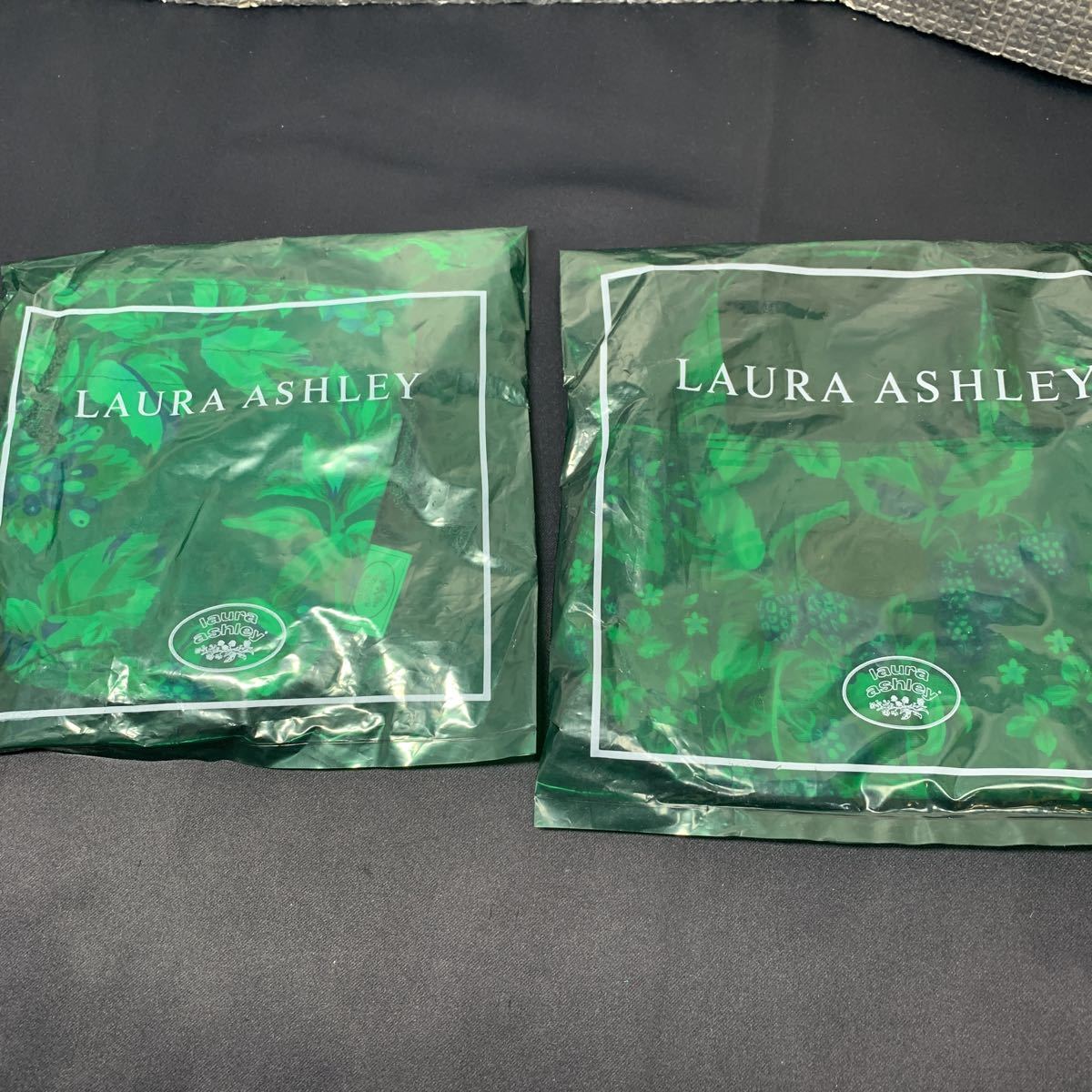 ★大阪堺市/引き取り可★LAURA ASHLEY ローラ アシュレイ ミニトートバッグ＆巾着ポーチ 2点セット 非売品 袋付き★の画像10