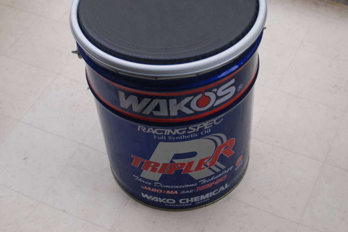 ♪WAKO'S　ワコーズ　新品クッション付　空ペール缶　椅子　ガレージチェア　トリプルR_画像1