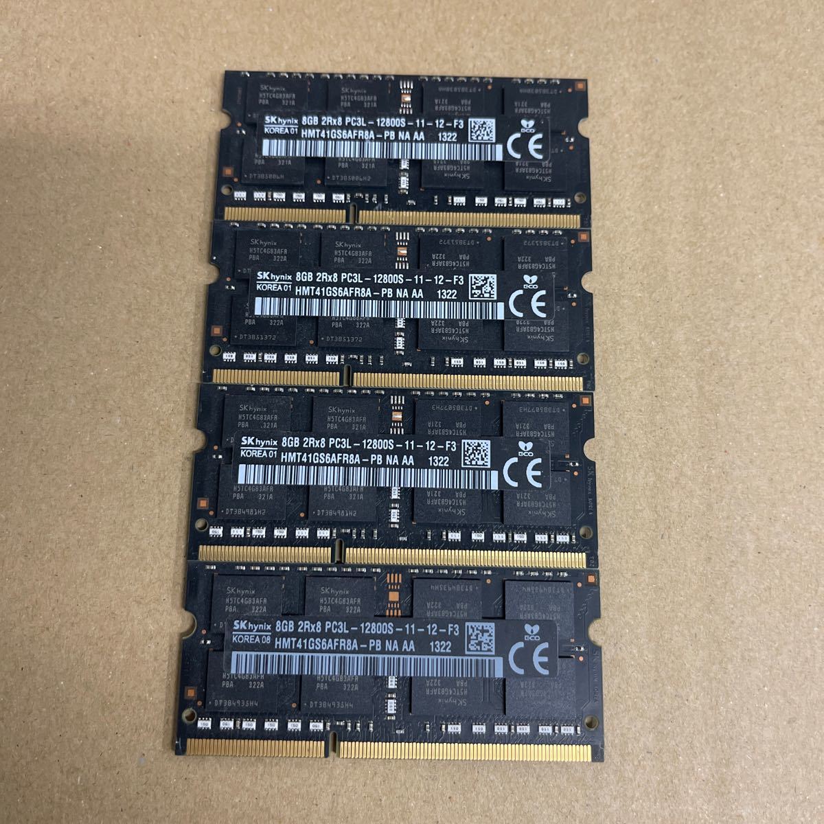 I84 SK hynix ノートPC メモリ 8GB 2Rx8 PC3L-12800S 4枚_画像1