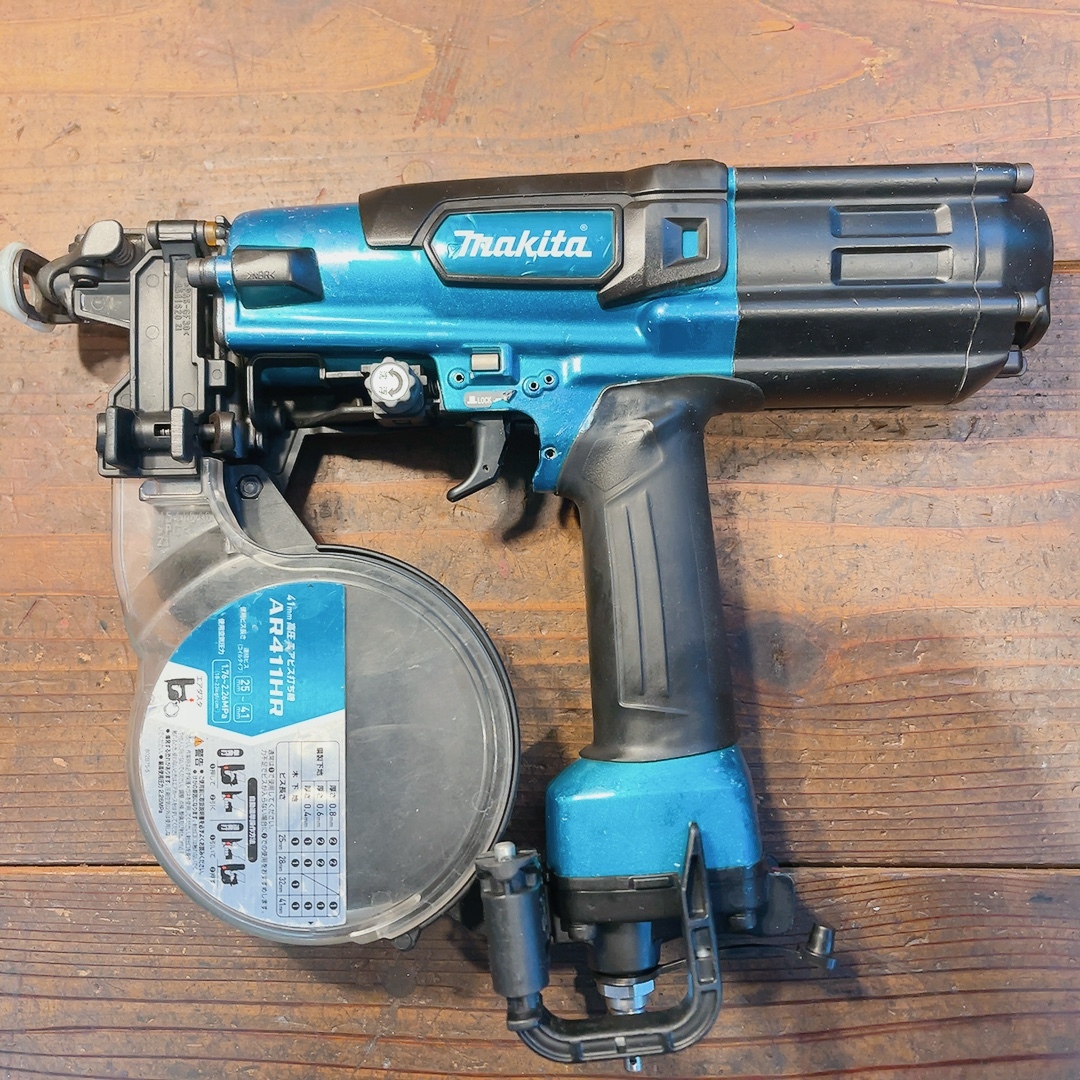 7日保証・整備済】消耗部品多数交換済 マキタ AR411HR 高圧 41mm 7日保証・整備済】消耗部品多数交換済 マキタ AR411HR 高圧 41mm