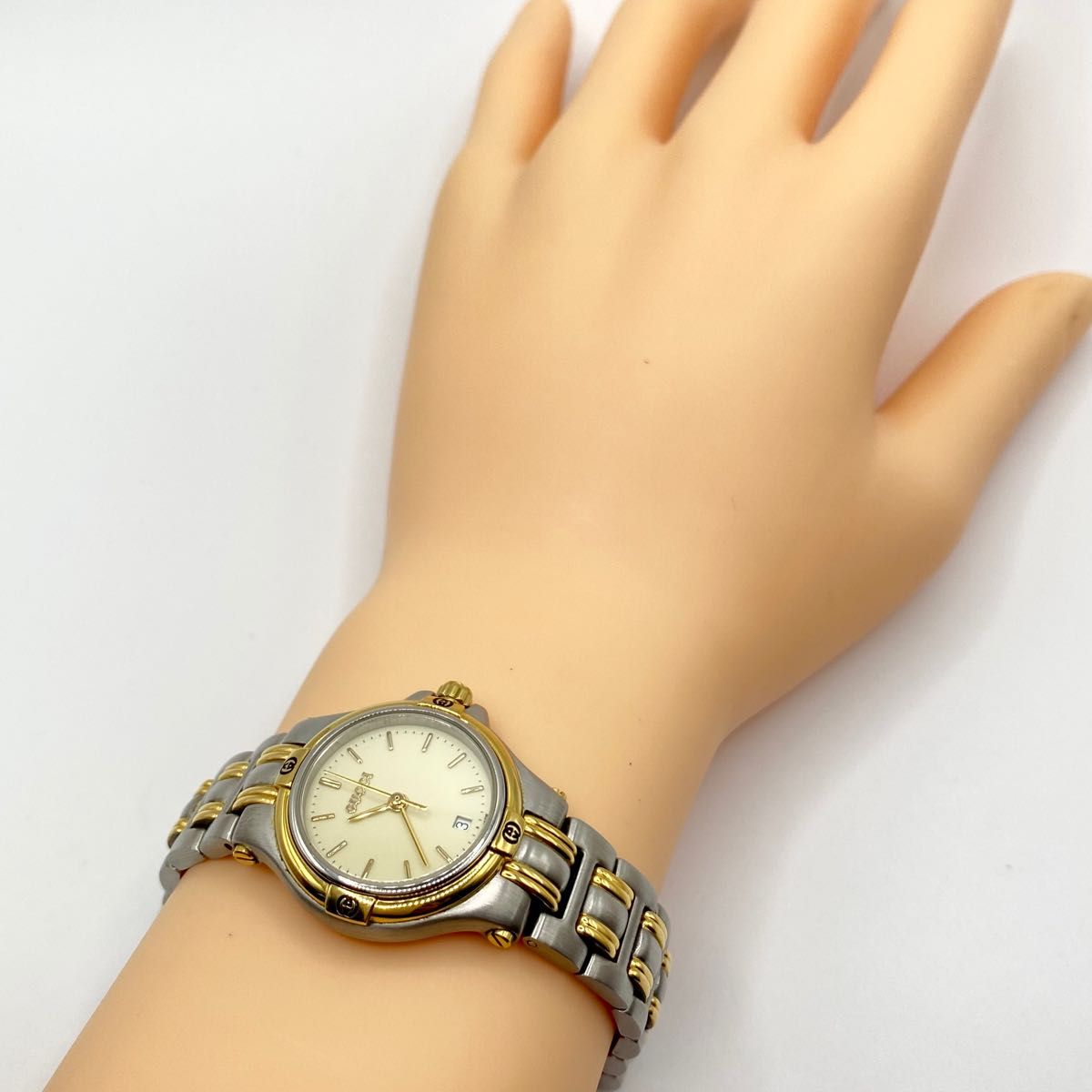 GUCCI グッチ 9040L デイト アイボリー文字盤 QZ 1AP|Yahoo GUCCI グッチ 9040L デイト アイボリー文字盤 QZ 1AP|Yahoo
