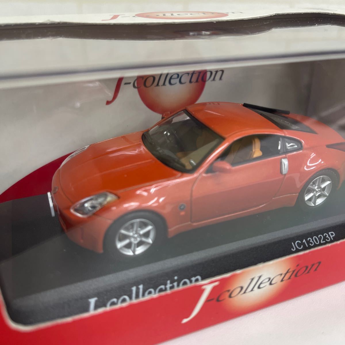 B201 39 J-collection 1/43 JC13077W NISSAN FAIRLADY Z COUPE メタリックオレンジ_画像2