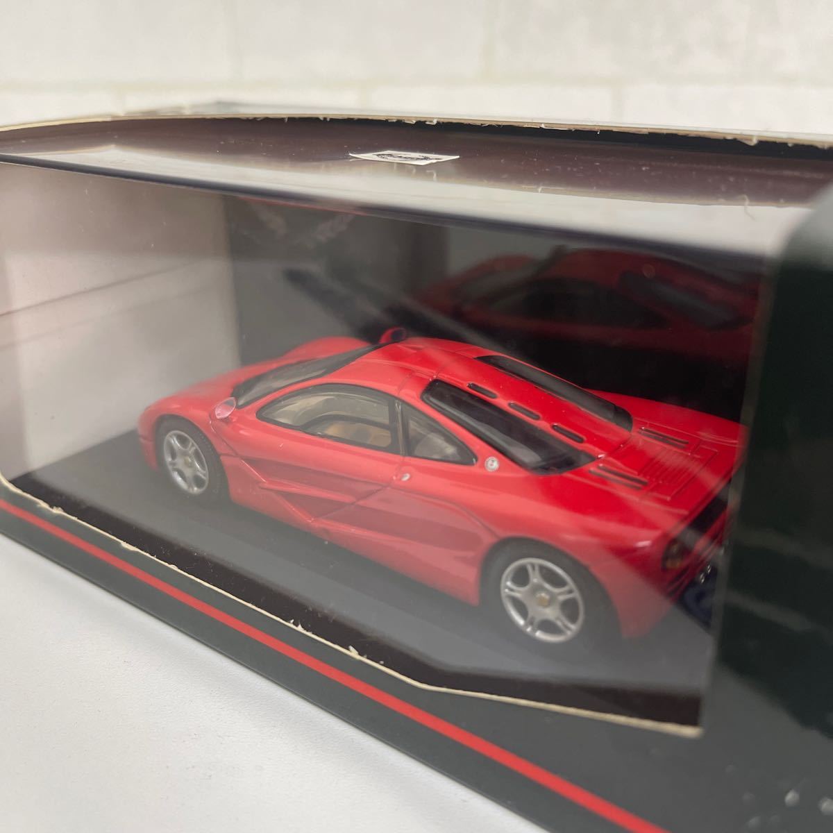 B201 55 1/43 マクラーレン Ｆ１ グランプリレッド McLaren ミニチャンプス MINICHAMPSの画像3