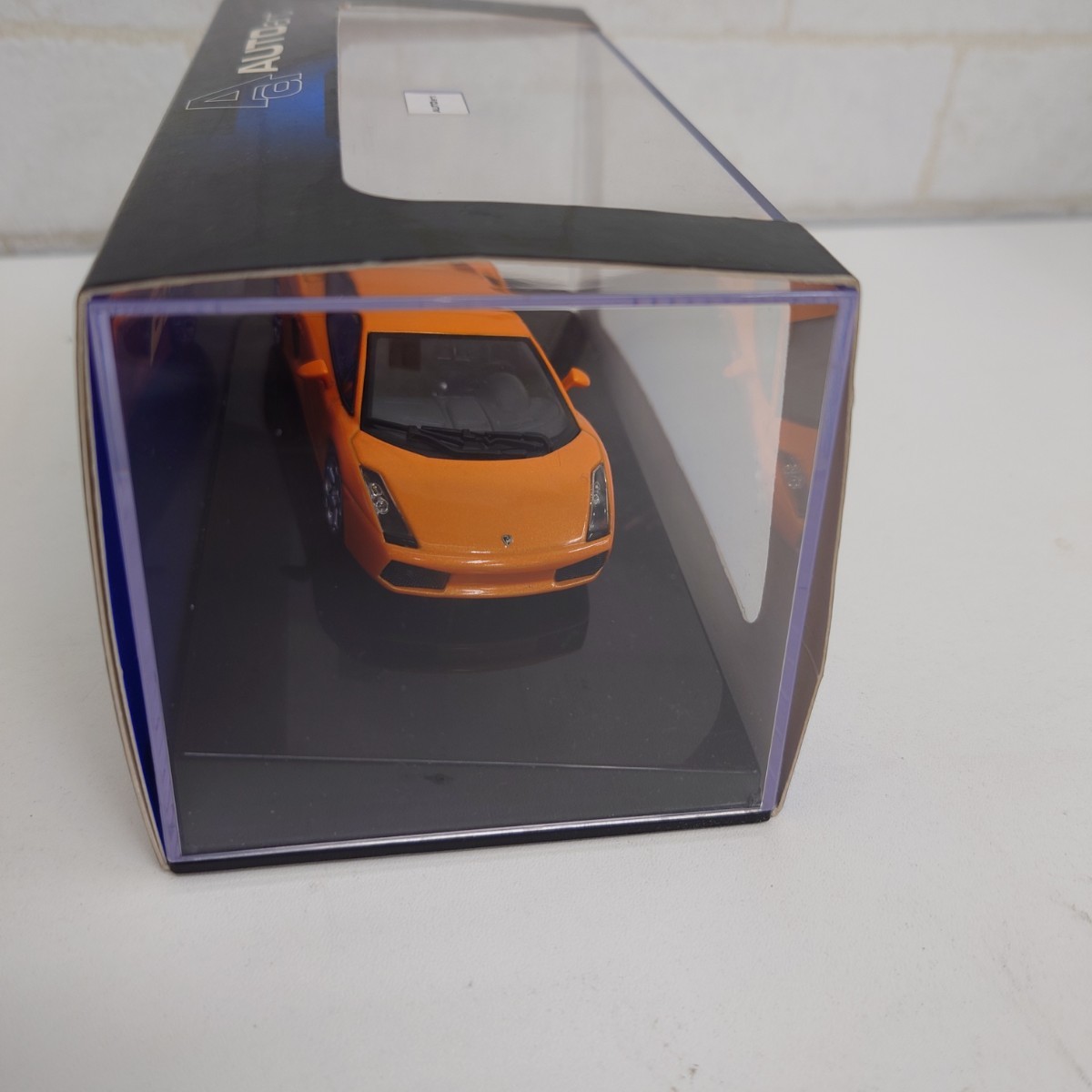 B02024 AUTOart オートアート 1/43 LAMBORGHINI ランボルギーニ ガヤルド メタリックオレンジ の画像3