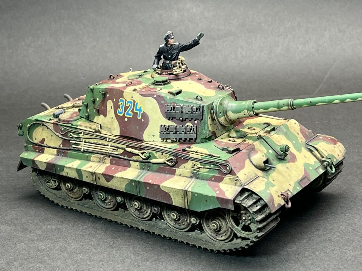 完成品 タミヤ 1/35 ドイツ　キングタイガー_画像2