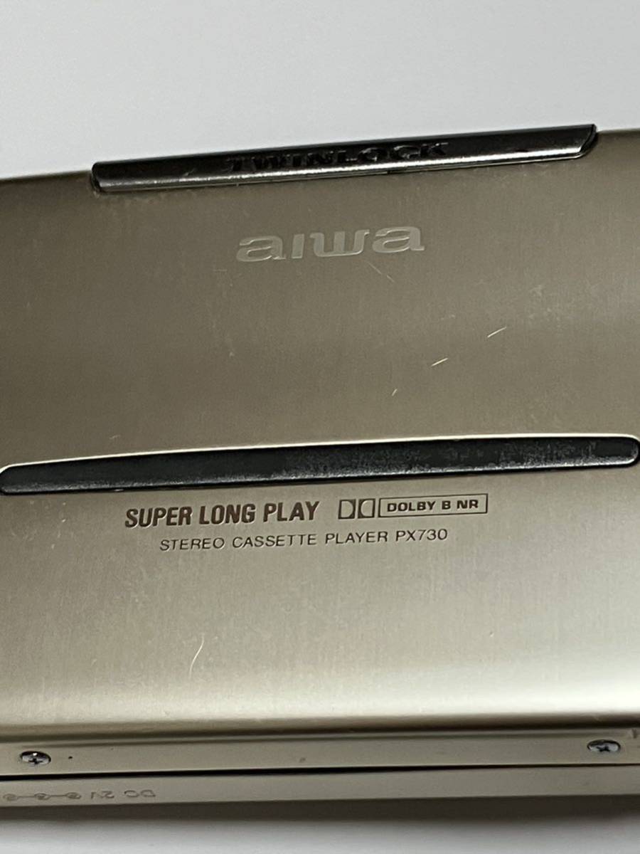 【RZ-14】AIWA アイワ ポータブルカセットプレーヤー HS-PX730 ゴールドカラー バッテリー付き！ネコポス230円_画像3