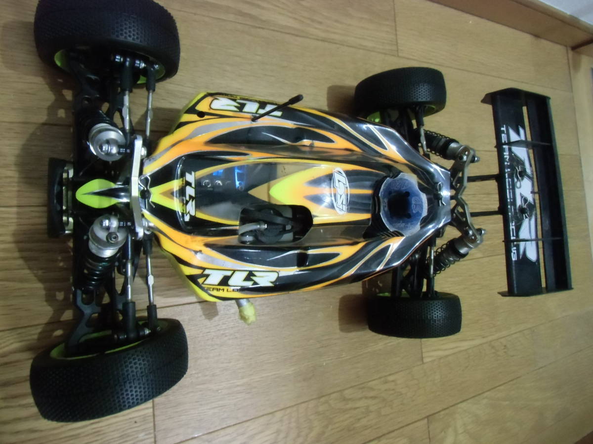 TLR チームロッシ　Losi８　4.0　1/8　GP　4WD オフバギーGP中古_画像1