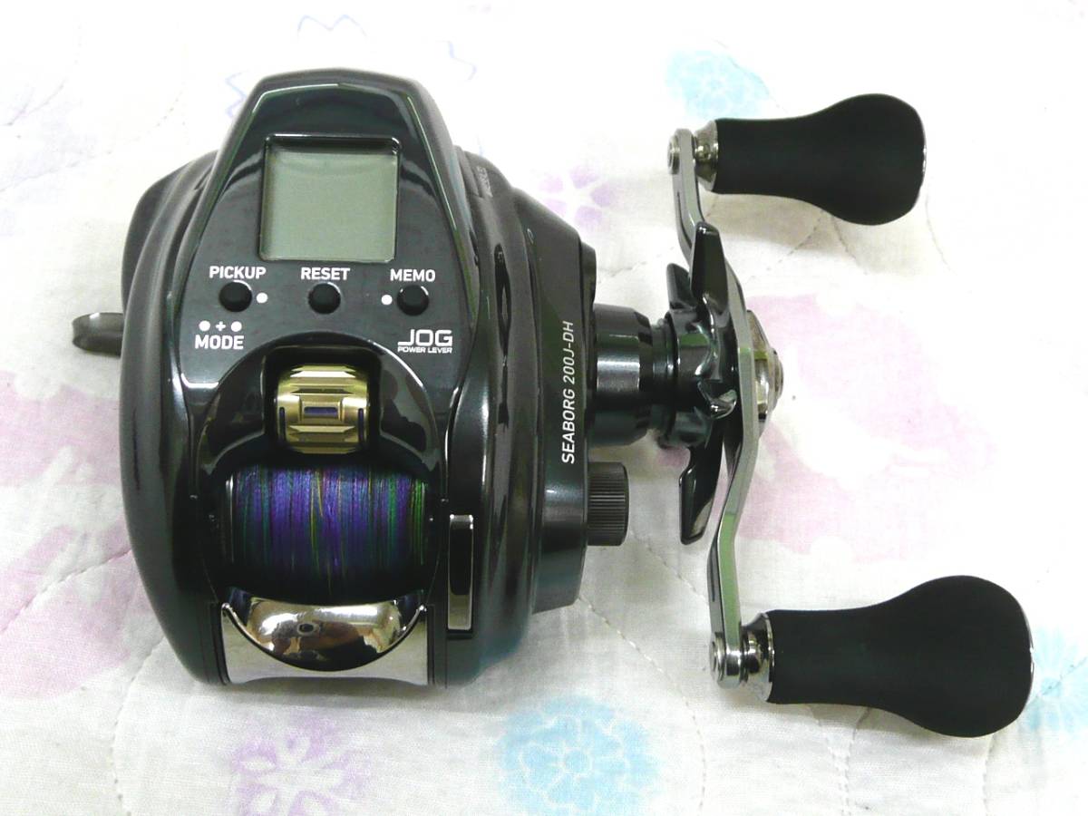 ダイワ 22 シーボーグ 200J DH 右ダブルハンドル DAIWA 22 SEABORG 200J DH 小型電動リール_画像1