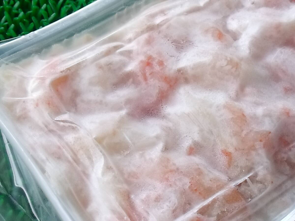 数量限定■即決■兵庫県産 紅ずわいがに かに カニ 蟹 ほぐし身 かにフレーク 蟹フレーク 500g(500g×1パック) 同梱可能_画像2