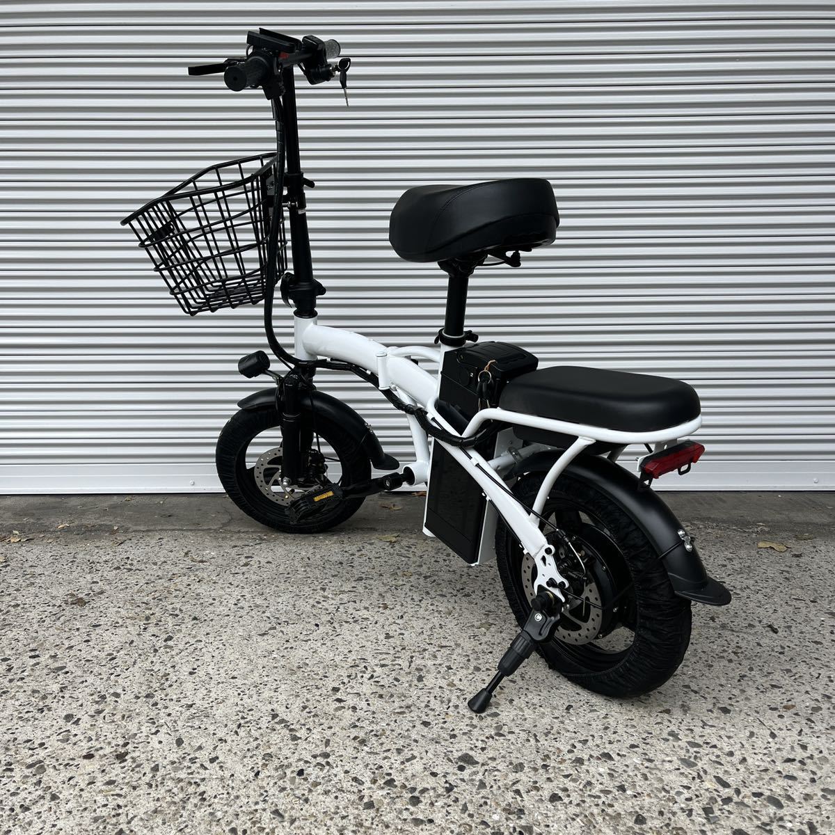 新品 めちゃ速 リミッターカット フル電動自転車 アクセル付 ひねちゃモペッ 新品 めちゃ速 リミッターカット フル電動自転車 アクセル付 ひねちゃモペッ