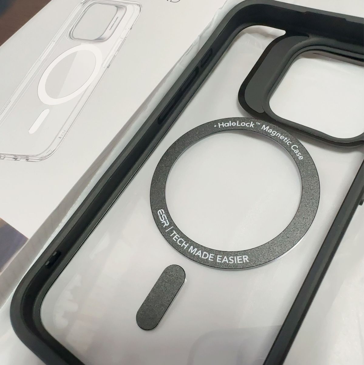 ESR for iPhone15Pro クリアケース MagSafe対応 黒 保護ケース 耐衝撃 ブラック 衝撃吸収 スマホカバー