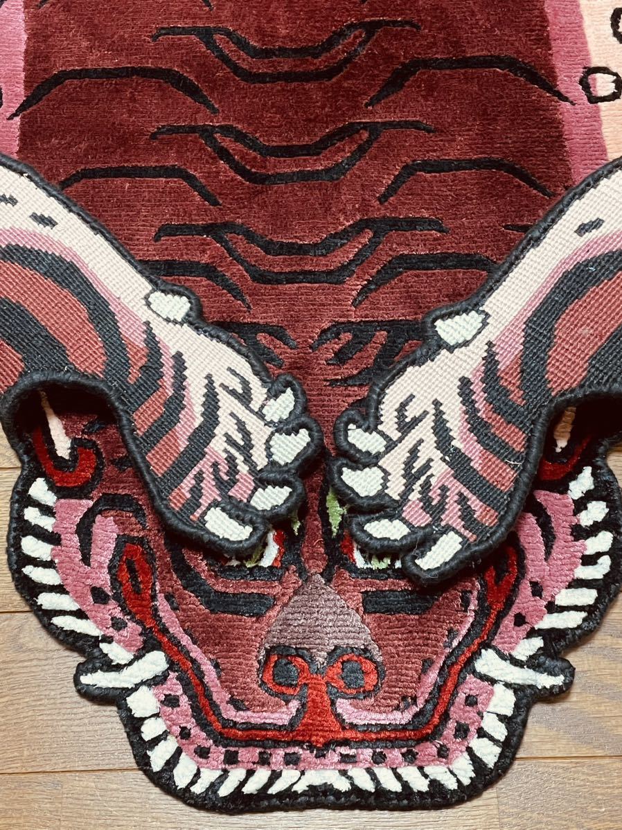 《SALE》新品 未使用 シルク チベタンタイガー 虎 チベット絨毯 M 90㎝　ラグマット チベタンラグ トラ 
