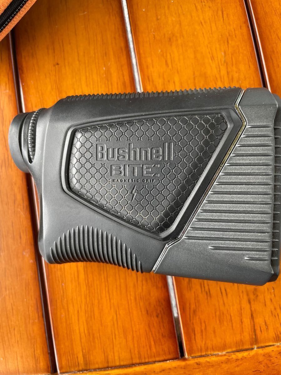 Bushnell  ブッシュネル ジョルト ピンシーカープロXＥ　　ゴルフ用レーザー距離計