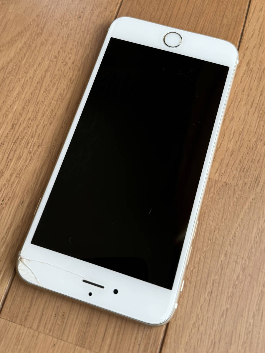 ●●iPhone6 plus 128GB Rose goldカラー 電池61%／SIMフリー／MKUF2J/A 判定○／ガラス右上ヒビ（写真10枚目）●●_画像10