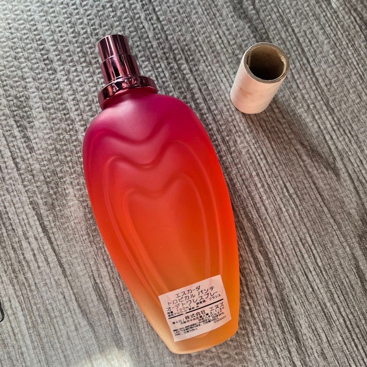 ESCADA トロピカルパンチ 100ml