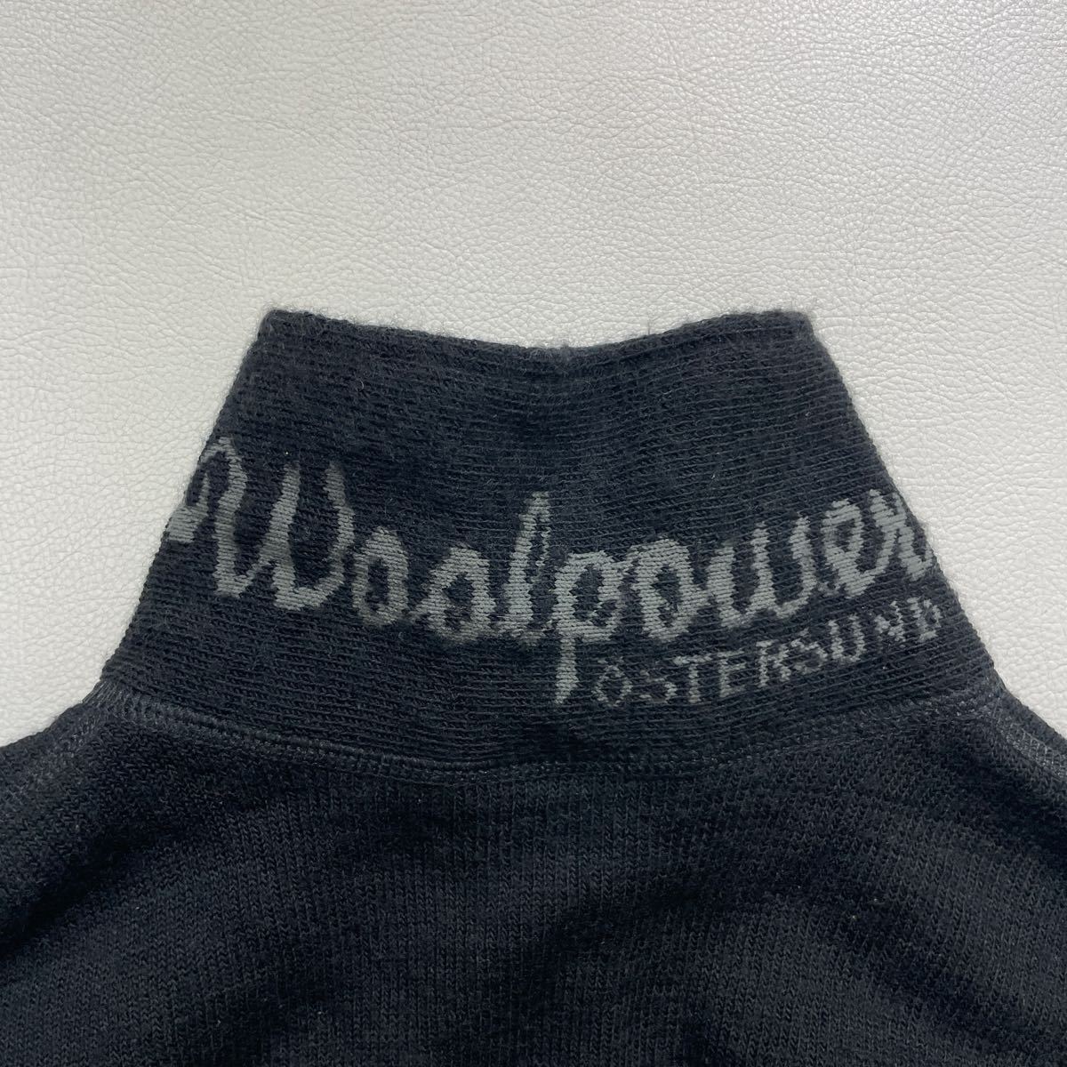 262 Woolpower ウールパワー スウェーデン製 ジップアップ フリース ベスト ストレッチ ロゴ刺繍 アウトドア キャンプ ブラック 黒 40219K_画像6