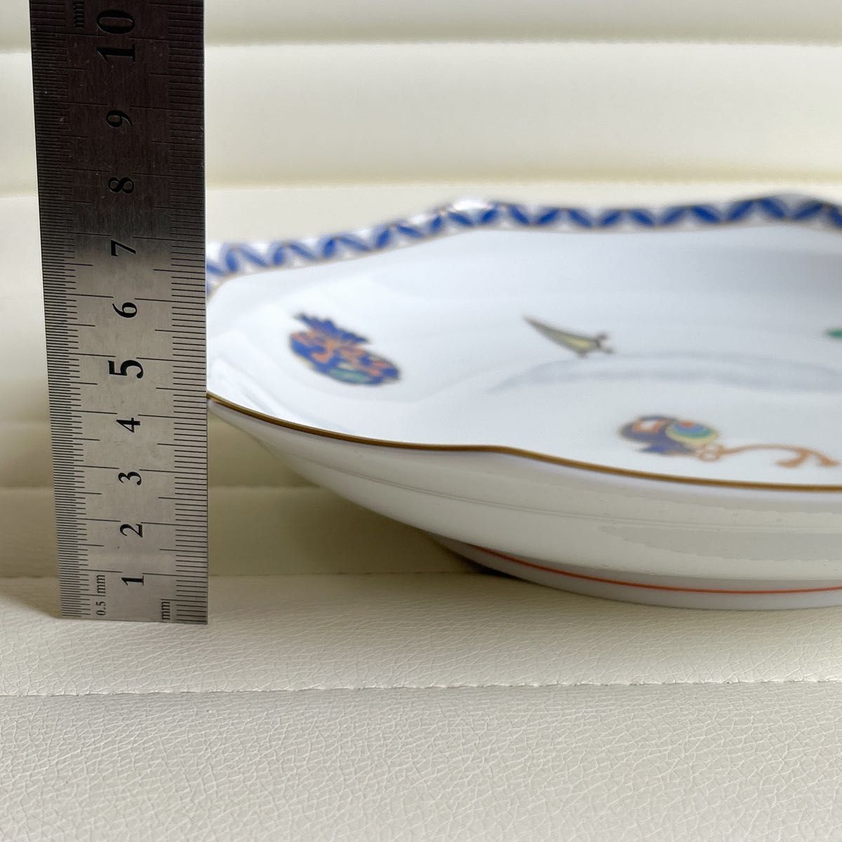 香蘭社 宝づくし 八角菓子器 八角皿 盛皿 深皿 色絵 縁起皿 金彩 香蘭社 宝づくし 八角菓子器 八角皿 盛皿 深皿 色絵 縁起皿 金彩
