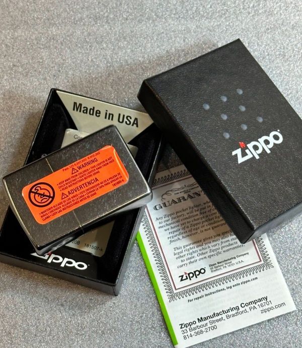 ■新品 ZIPPO USA輸入 スカル ドクロ 髑髏 骸骨 メタル 貼り ジッポー 喫煙具 ライター U17の画像4