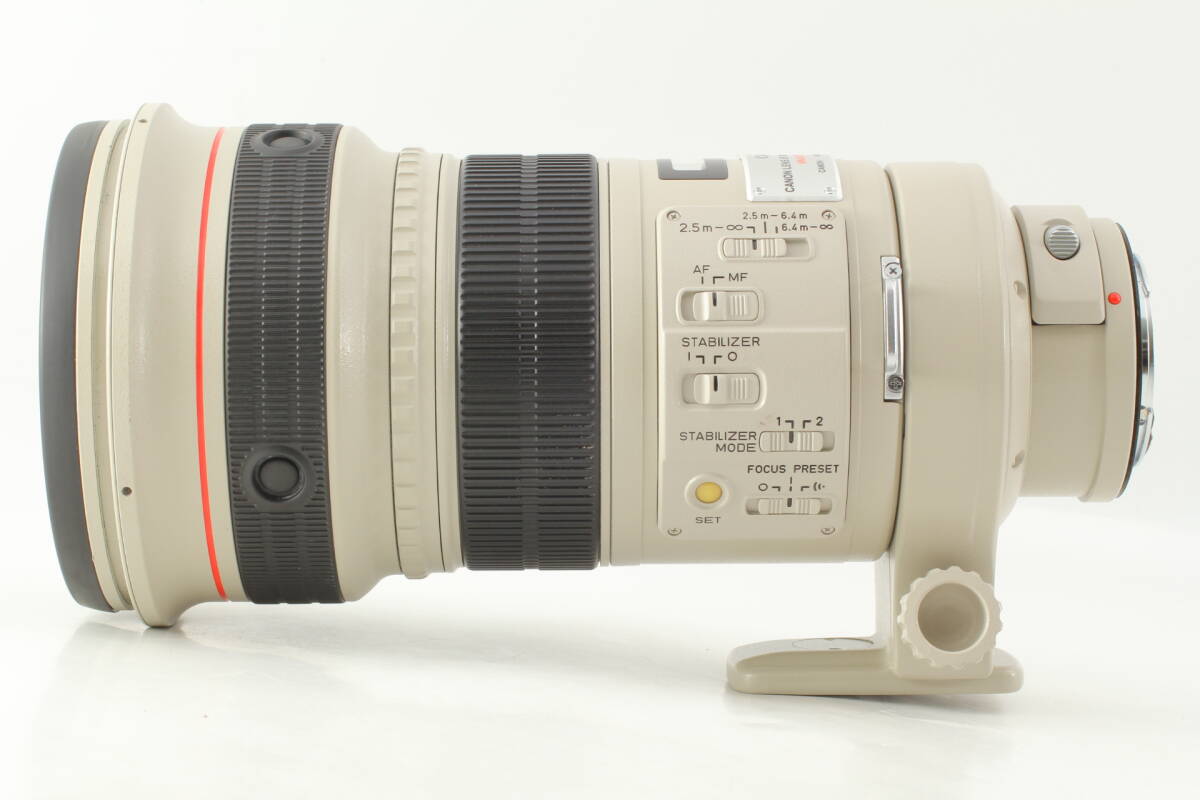 F2418 Canon EF 300mm f2.8 L IS USM Lens キャノン 望遠 レンズ トランク付 レンズフード付 動作確認済み_画像7