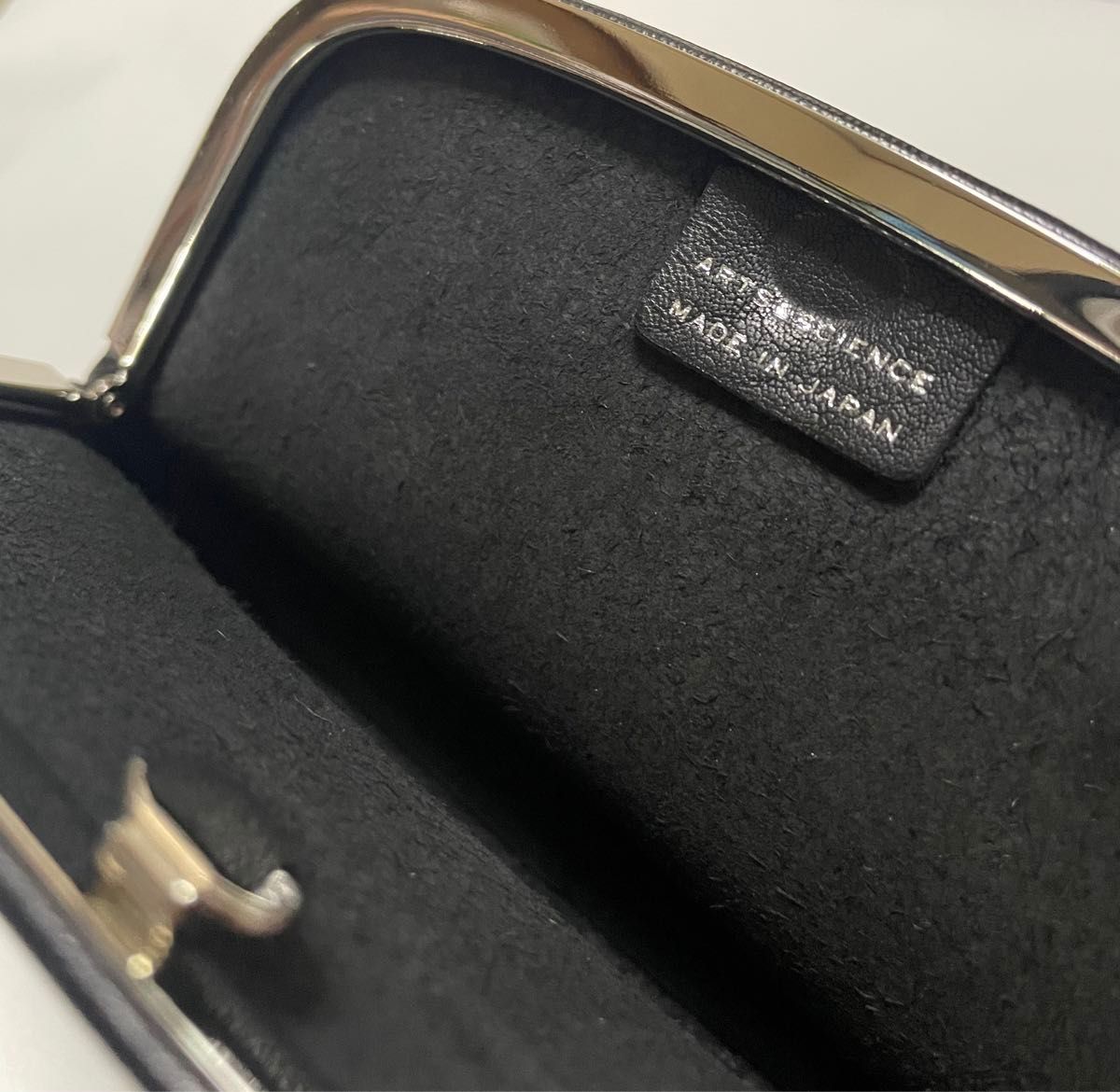 ARTS & SCIENCE アーツアンドサイエンス Push gamaguchi purse M ARTS & SCIENCE アーツアンドサイエンス Push gamaguchi purse M