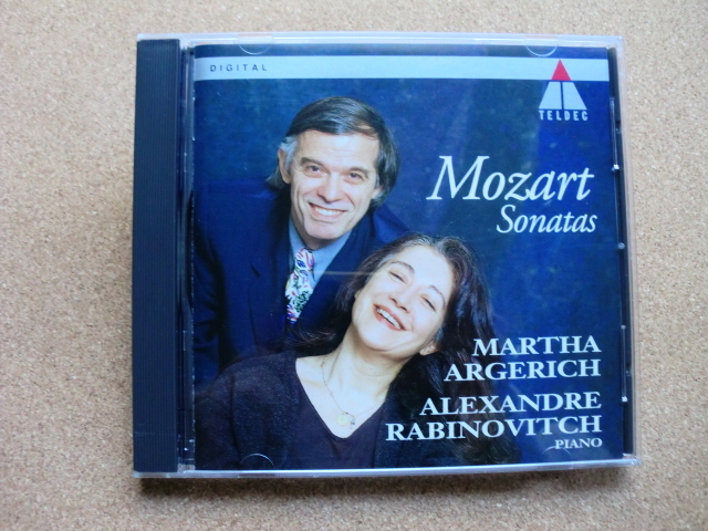 ＊【CD】マルタ・アルゲリッチ（P）／モーツァルト 2台と四手のためのピアノ作品集（WPCS4264）（日本盤）_画像1