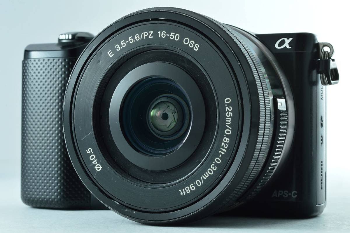 11812円 Sony a5000ミラーレス一眼カメラ16-50mm OSSレンズ付 11812円 Sony a5000ミラーレス一眼カメラ16-50mm OSSレンズ付